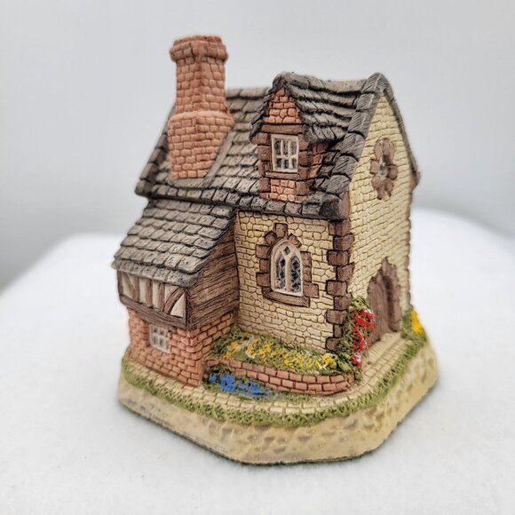 Vintage David Winter Cottages British Traditions Nov GUY FAWKES w Box COA - Picture 2 of 12